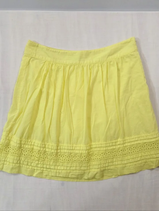 LOFT Vibrant Yellow Skirt Size 4| Spring Summer Sunny - Picture 2 of 6